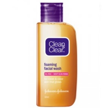 Clean & Clear Foaming Face Wash