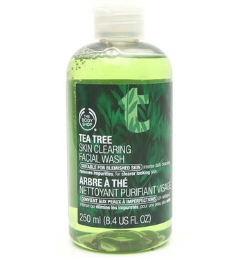 The Body Shop Skin Clearing Tea Tree Face Wash