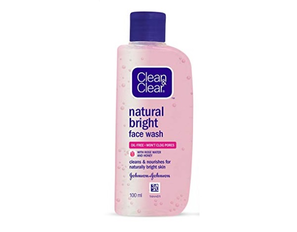 Clean & Clear Natural Bright Facewash