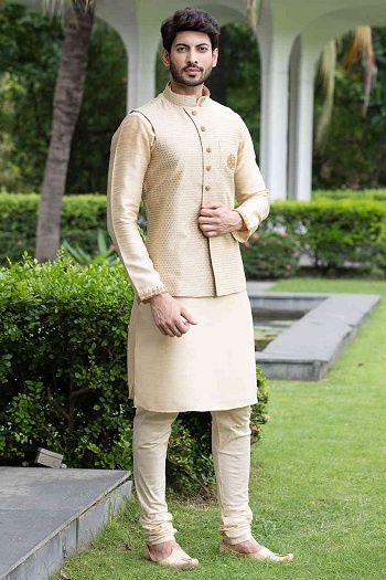 kurta pajama with half jacket