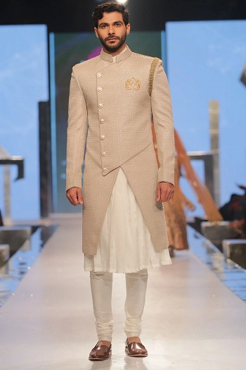 Beige and white western style kurta